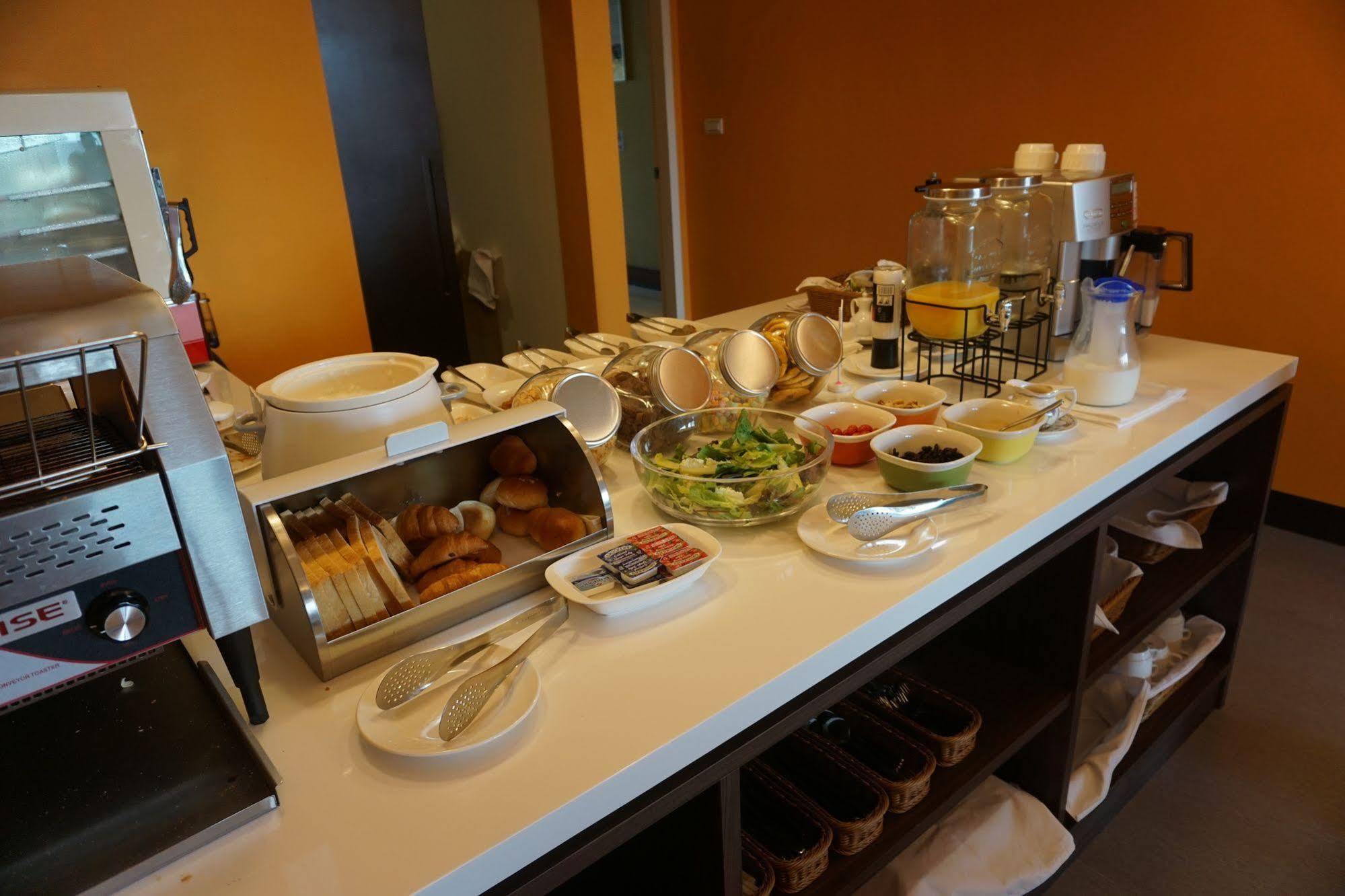 Watermark Hotel - Sizihwan Гаосюн Екстер'єр фото